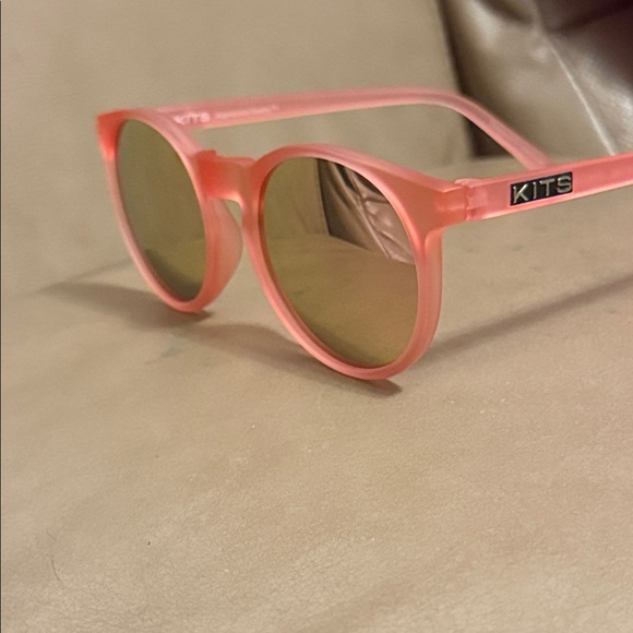 Pink Kits Wreck Sunglasses Size: M: 51-20-142. NASA based technology. Like new - Picture 9 of 9